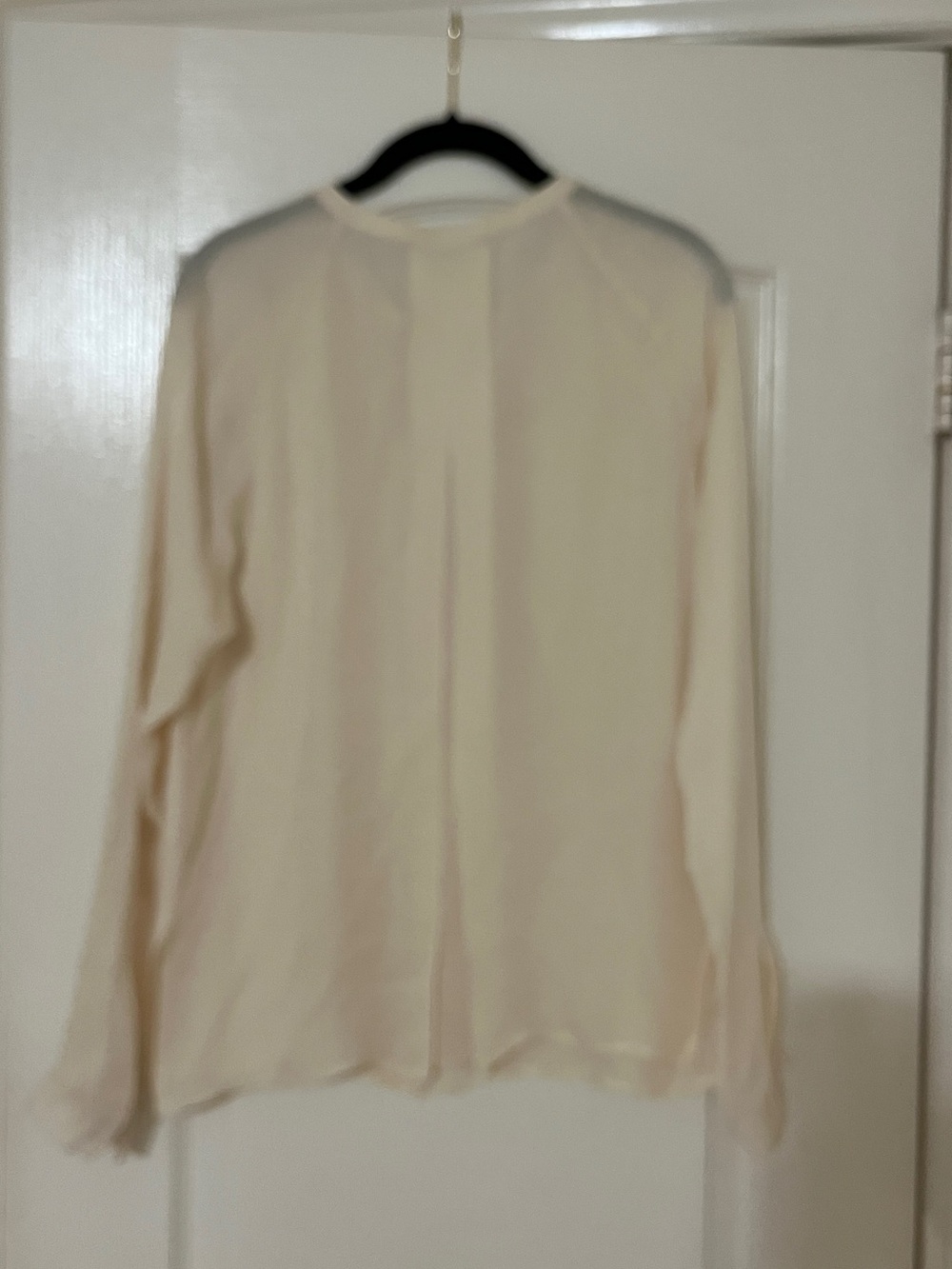 Vince Cream Long-Sleeve Lightweight Top